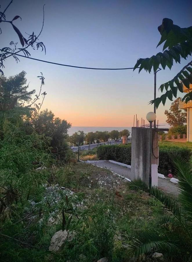Casa Di Penny 2 Lägenhet Kyparissia Exteriör bild